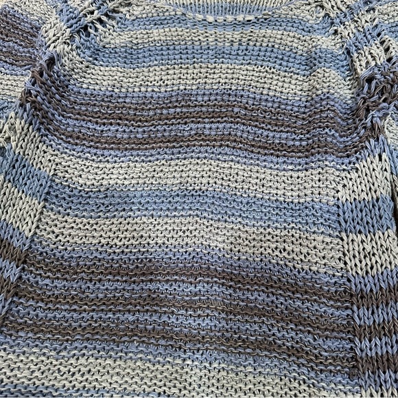 Free People Sweater - Picture 2 of 4